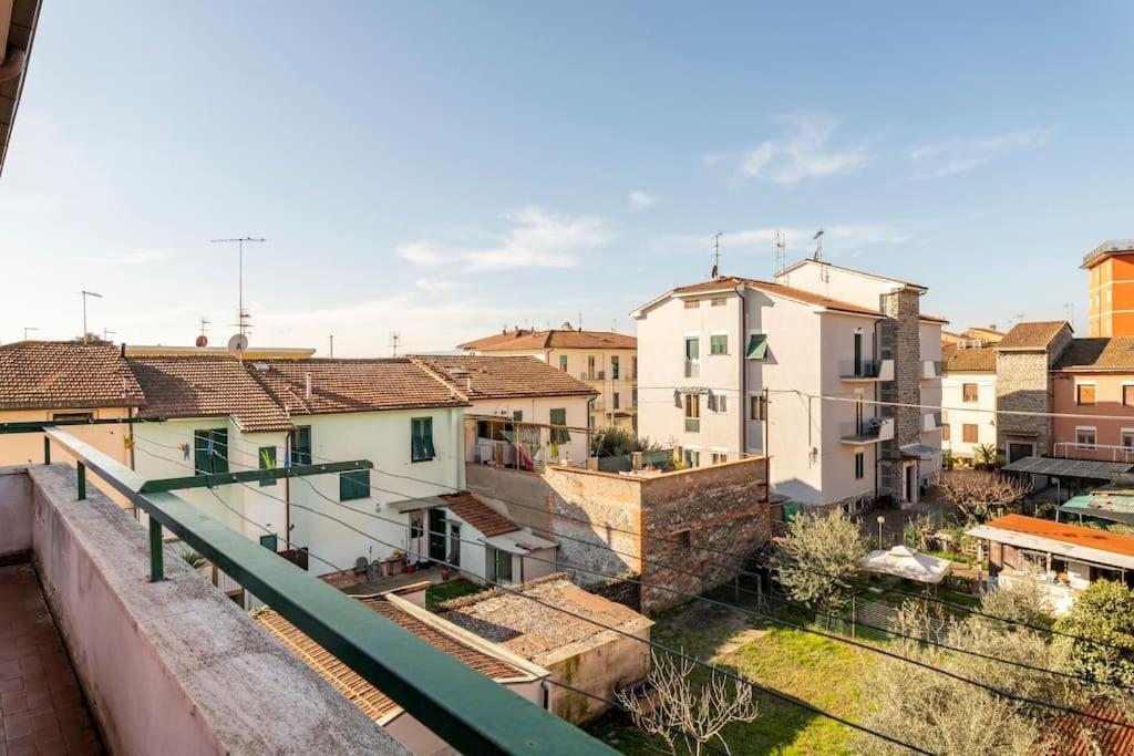 Chic Italian Escape - Casa Vacanze Lorusso Монтекатини Терме Екстериор снимка