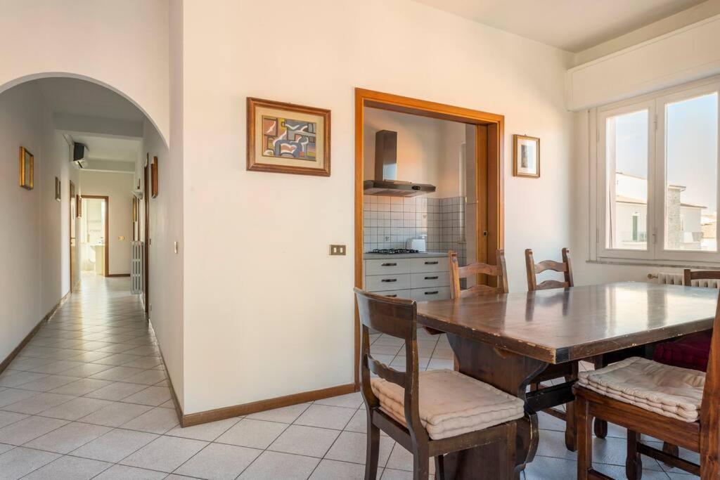Chic Italian Escape - Casa Vacanze Lorusso Монтекатини Терме Екстериор снимка