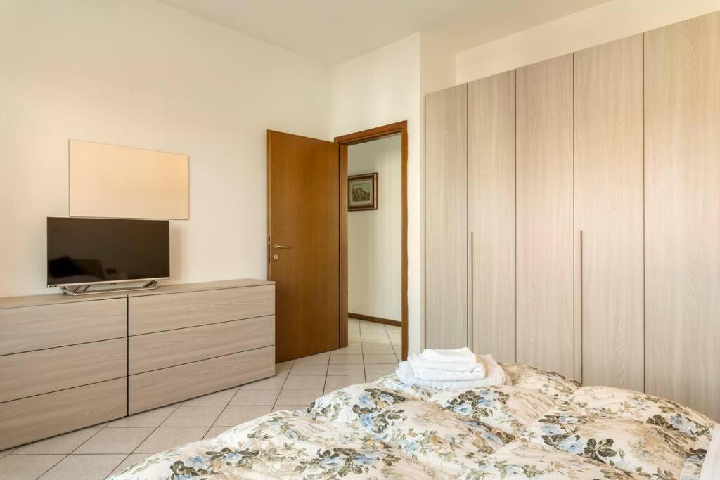 Chic Italian Escape - Casa Vacanze Lorusso Монтекатини Терме Екстериор снимка