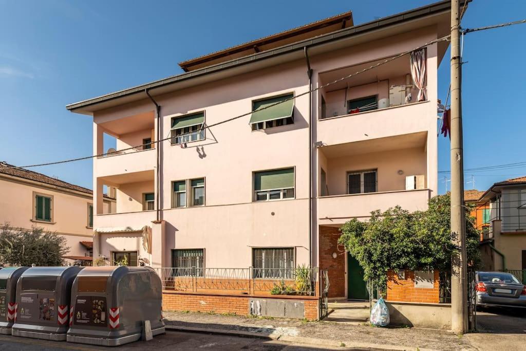 Chic Italian Escape - Casa Vacanze Lorusso Монтекатини Терме Екстериор снимка