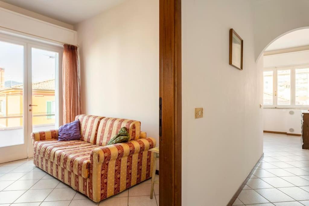 Chic Italian Escape - Casa Vacanze Lorusso Монтекатини Терме Екстериор снимка