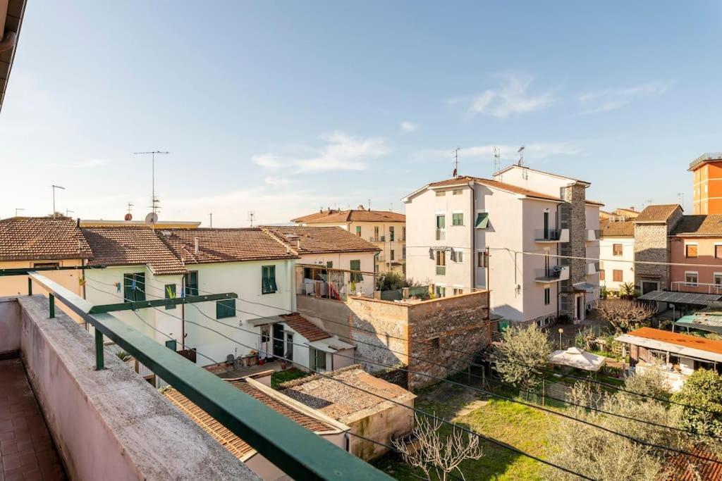 Chic Italian Escape - Casa Vacanze Lorusso Монтекатини Терме Екстериор снимка